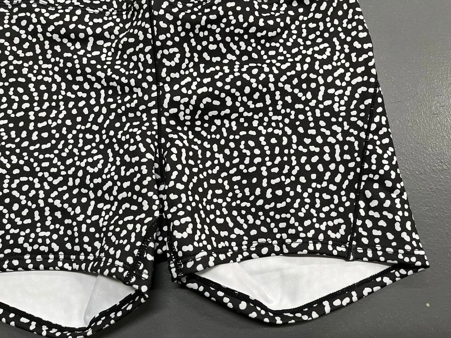 Women’s Yoga Set – Seamless Bra + Shorts Workout Outfit