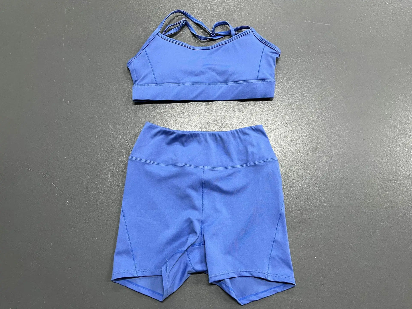 Women’s Yoga Set – Seamless Bra + Shorts Workout Outfit