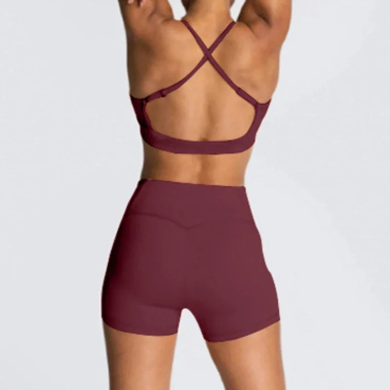 Women’s Yoga Set – Seamless Bra + Shorts Workout Outfit