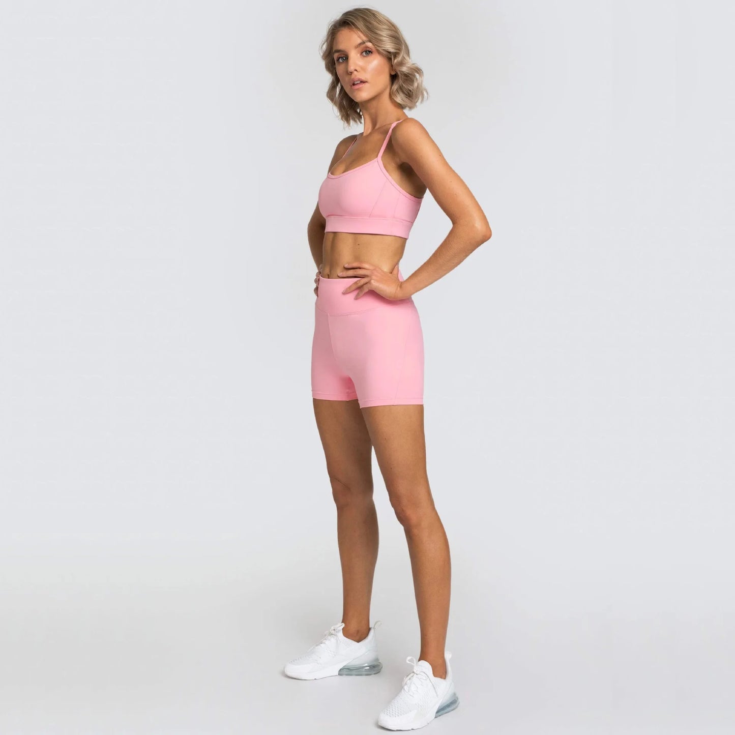 Women’s Yoga Set – Seamless Bra + Shorts Workout Outfit
